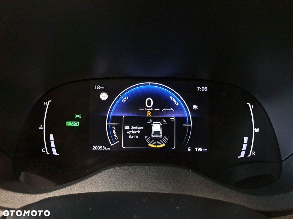 Toyota Yaris Hybrid 1.5 Style - 33