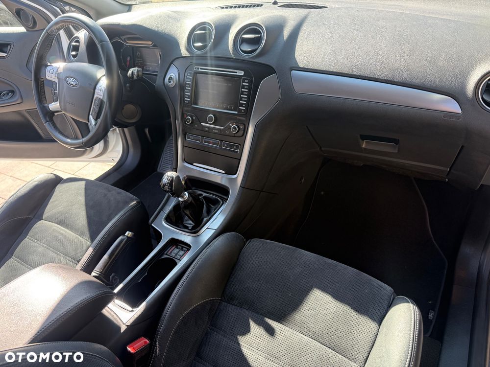 Ford Mondeo 2.0 TDCi Titanium - 8