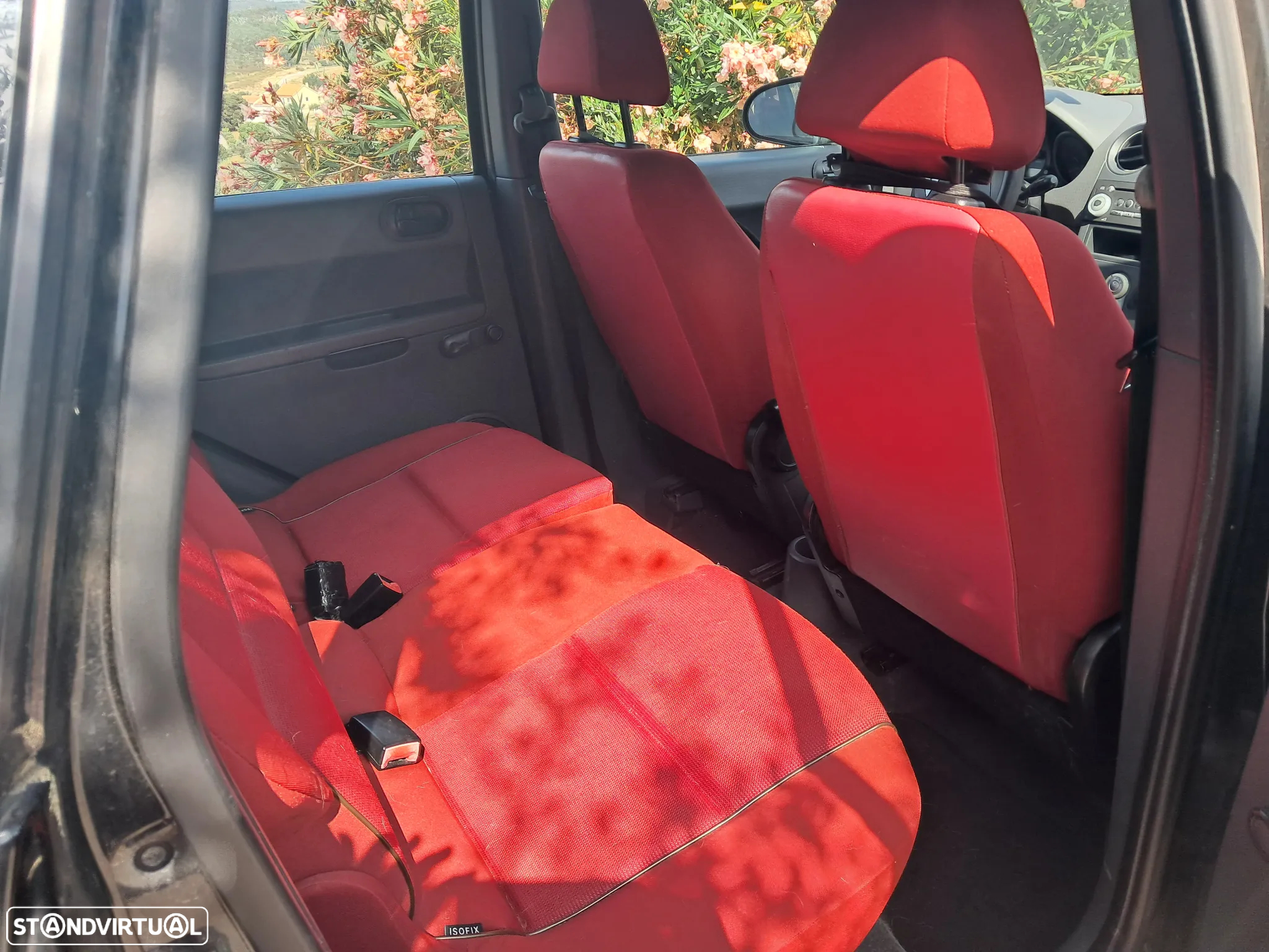 Mitsubishi Colt 1.5 DI-D E-motion - 3
