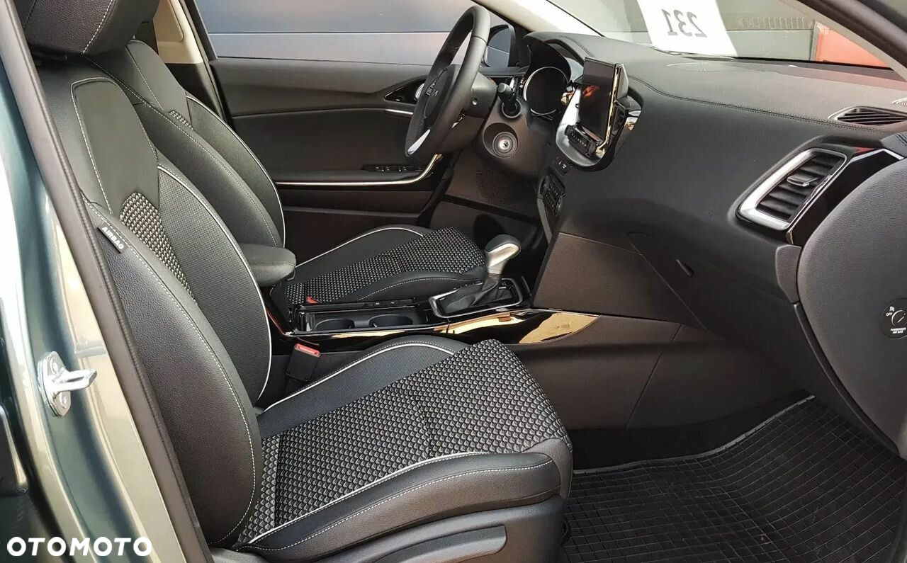 Kia XCeed 1.6 T-GDI L DCT - 25