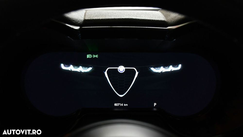 Alfa Romeo Tonale 1.5 FWD AT MHEV Veloce - 24