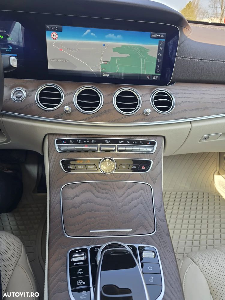 Mercedes-Benz E 300 de 9G-TRONIC Night Edition - 12