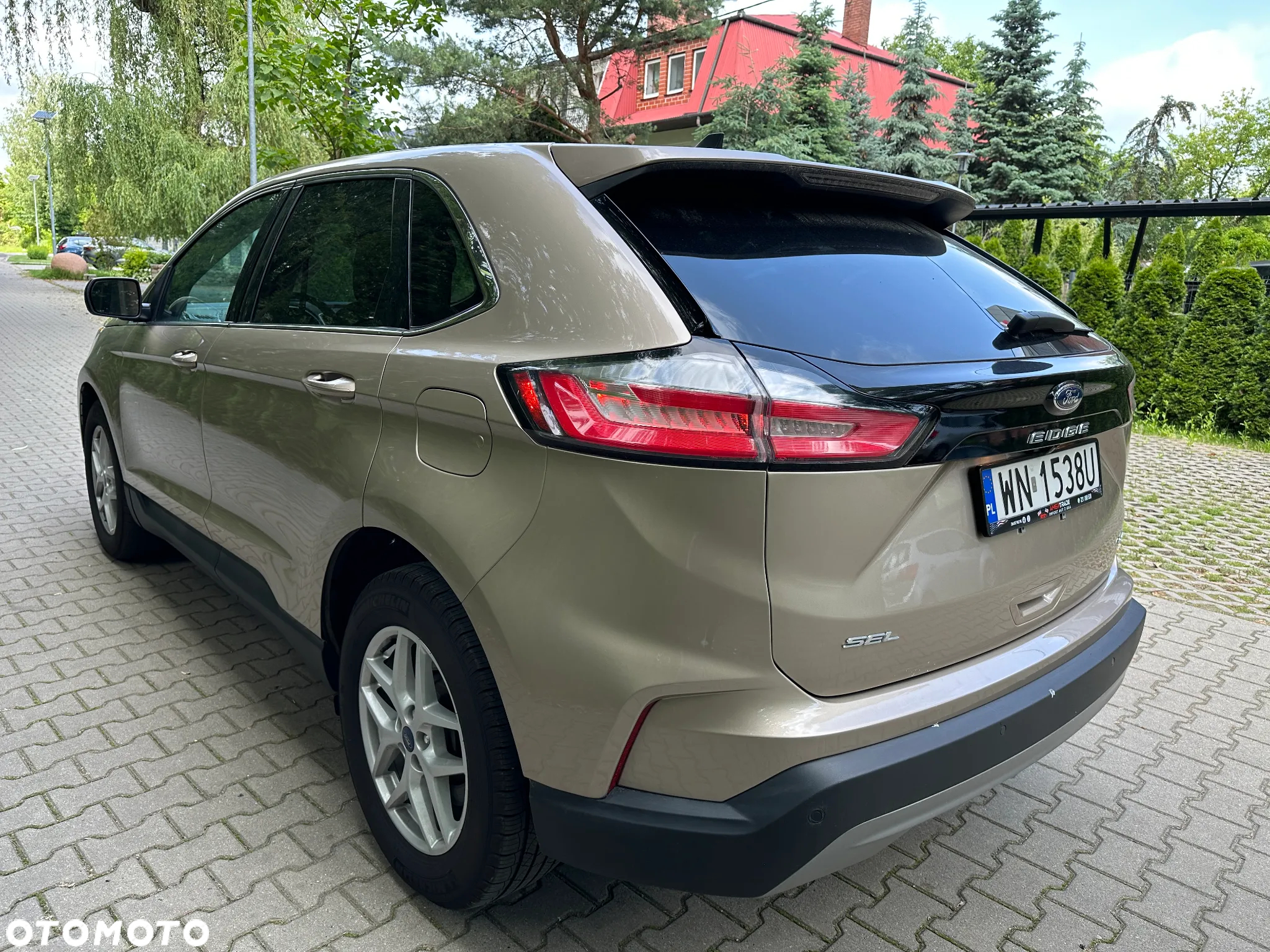 Ford Edge - 7