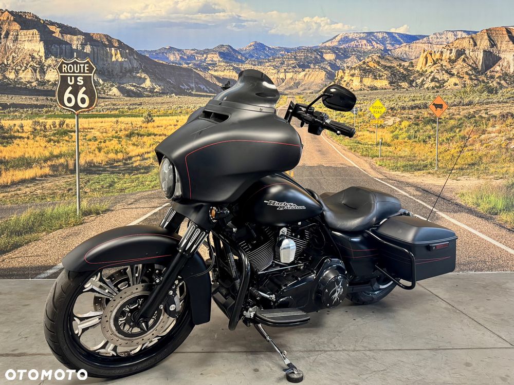 Harley-Davidson Touring Street Glide - 5