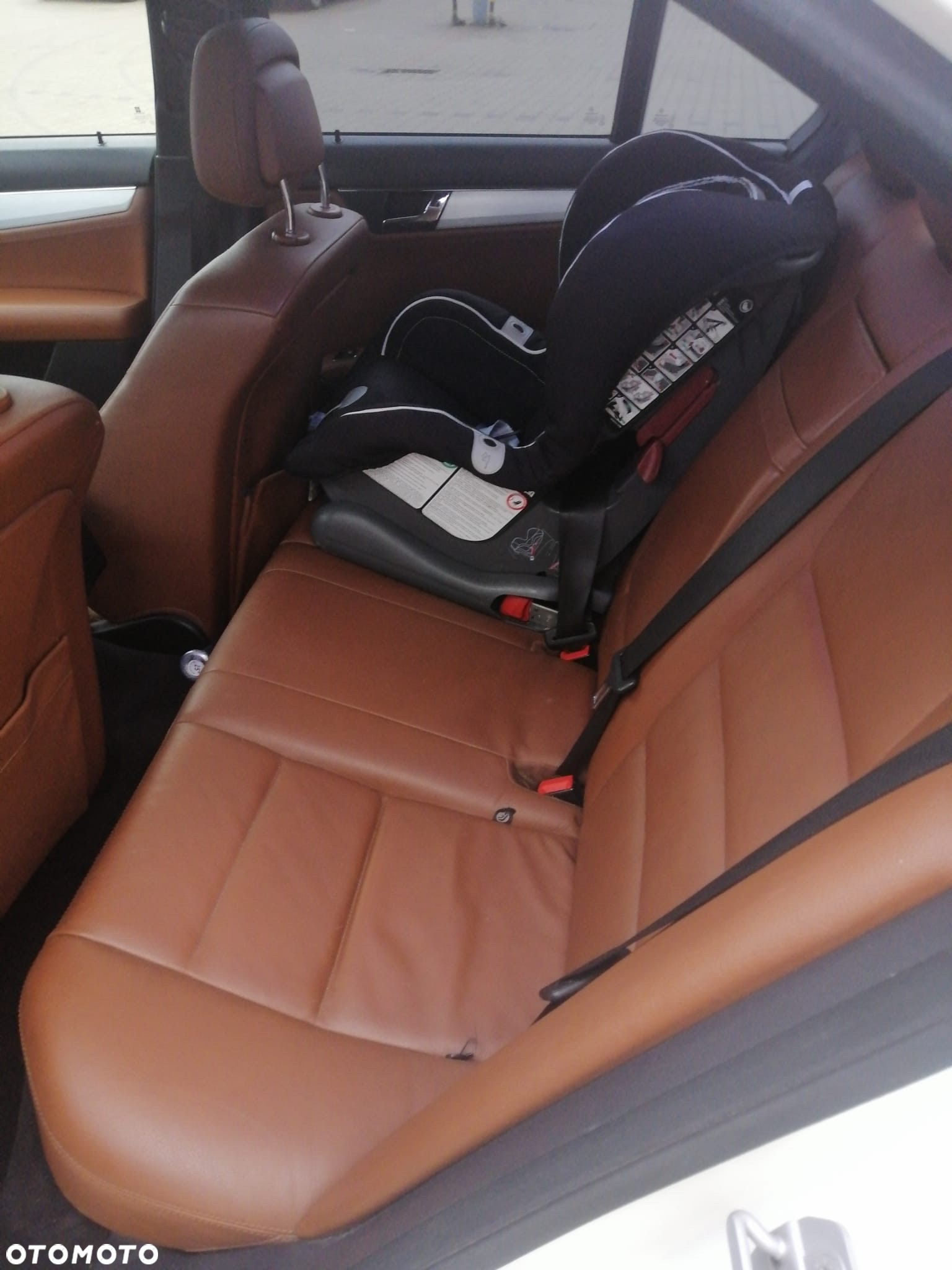 Mercedes-Benz Klasa C 220 CDI Avantgarde - 29