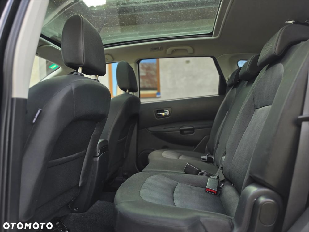 Nissan Qashqai+2 - 20