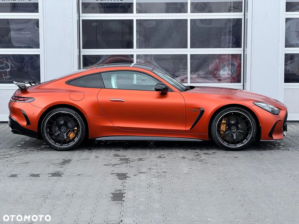 Mercedes-Benz AMG GT - 7