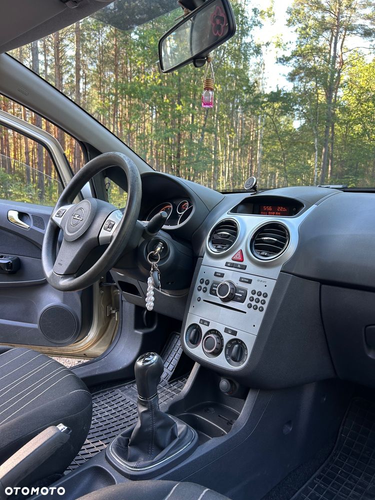 Opel Corsa - 7