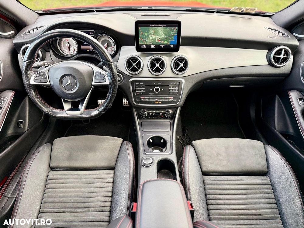 Mercedes-Benz GLA 200 7G-DCT AMG Line - 12