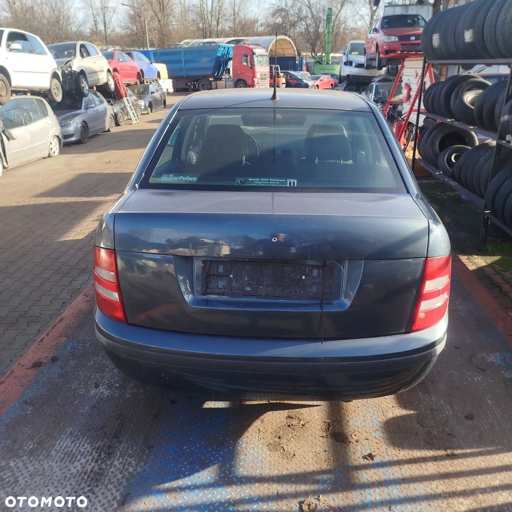 Skoda Fabia 1  na części . - 9