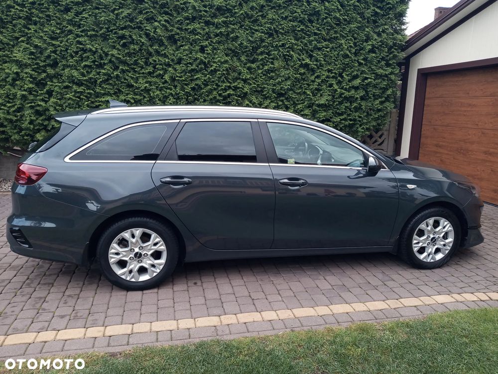Kia Ceed 1.5 T-GDI M - 11