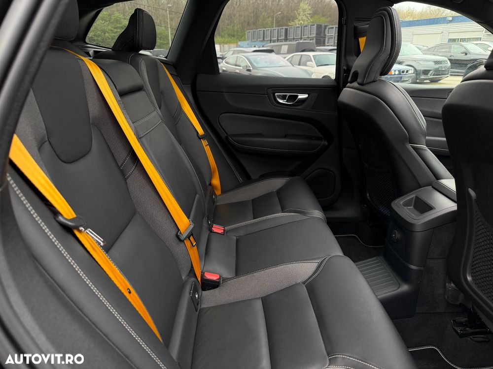 Volvo XC 60 - 8