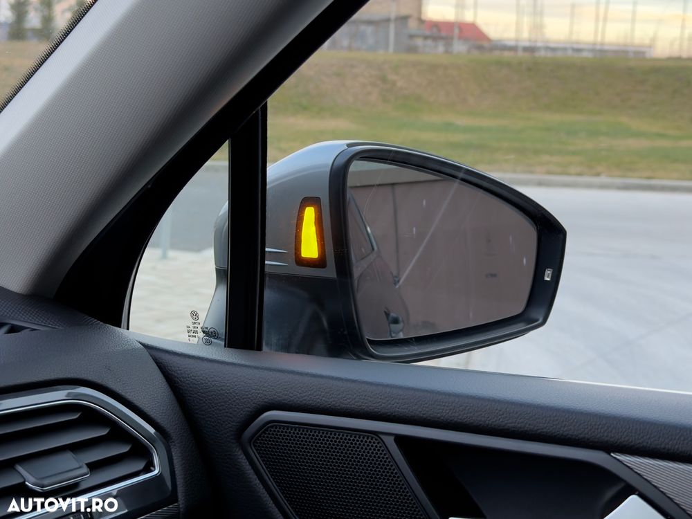 Volkswagen Tiguan Allspace 2.0 TDI SCR DSG Life - 12