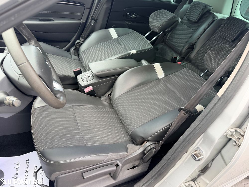 Renault Scenic - 23