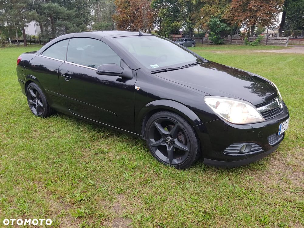 Opel Astra TwinTop 1.8 Cosmo - 7
