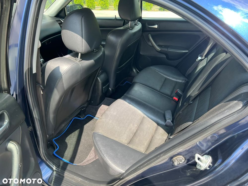 Honda Accord 2.0 Executive - 10