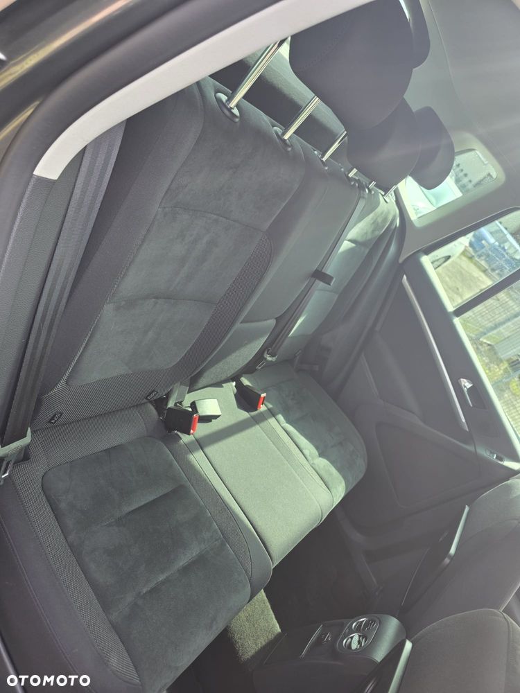 Volkswagen Tiguan - 13