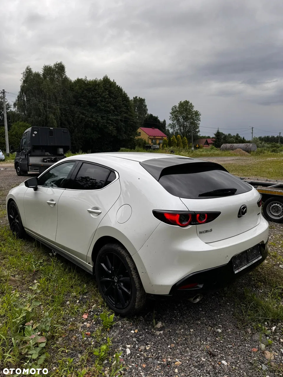 Mazda 3 2.0 mHEV Hikari - 4