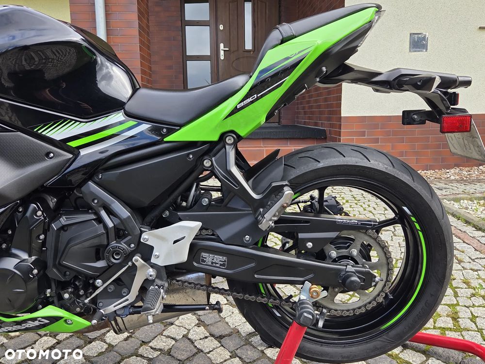 Kawasaki Ninja - 8