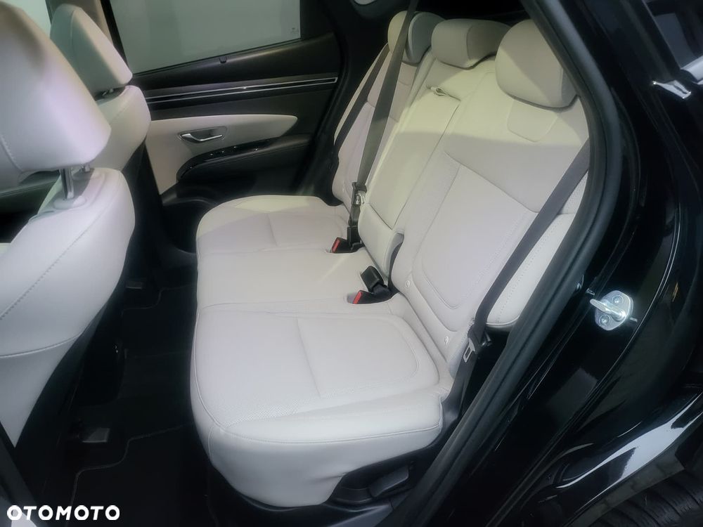 Hyundai Tucson 1.6 T-GDi HEV Platinum 4WD - 35