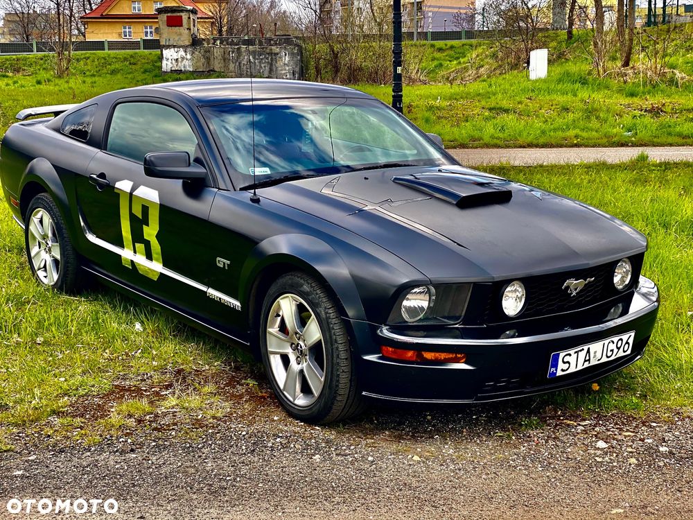 Ford Mustang - 16