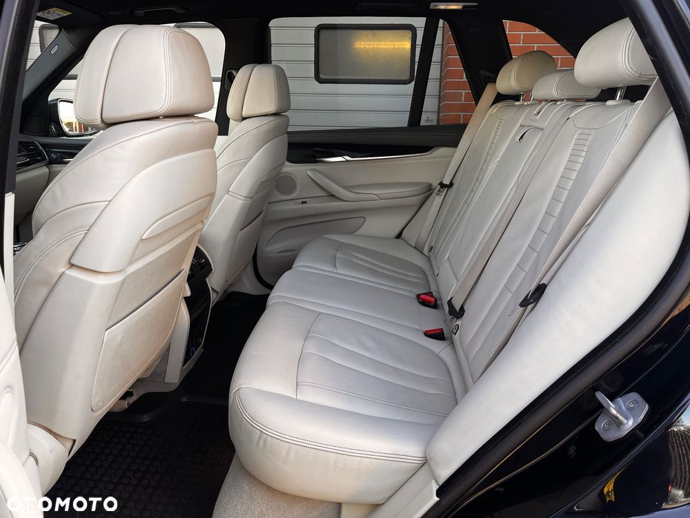 BMW X5 xDrive25d - 32