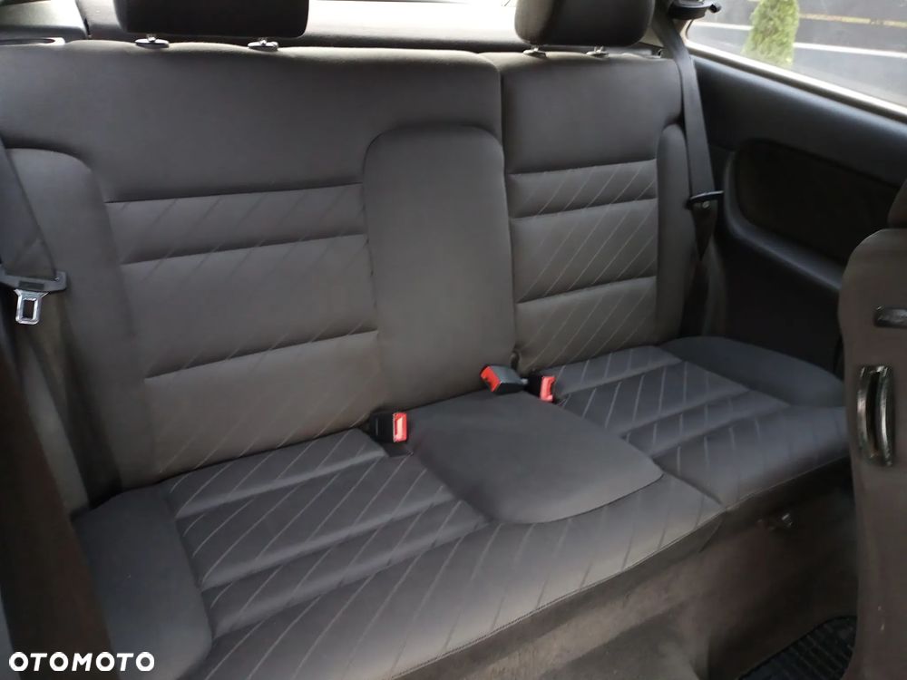 Audi A3 3-drzwiowe 1.6 Ambiente - 13