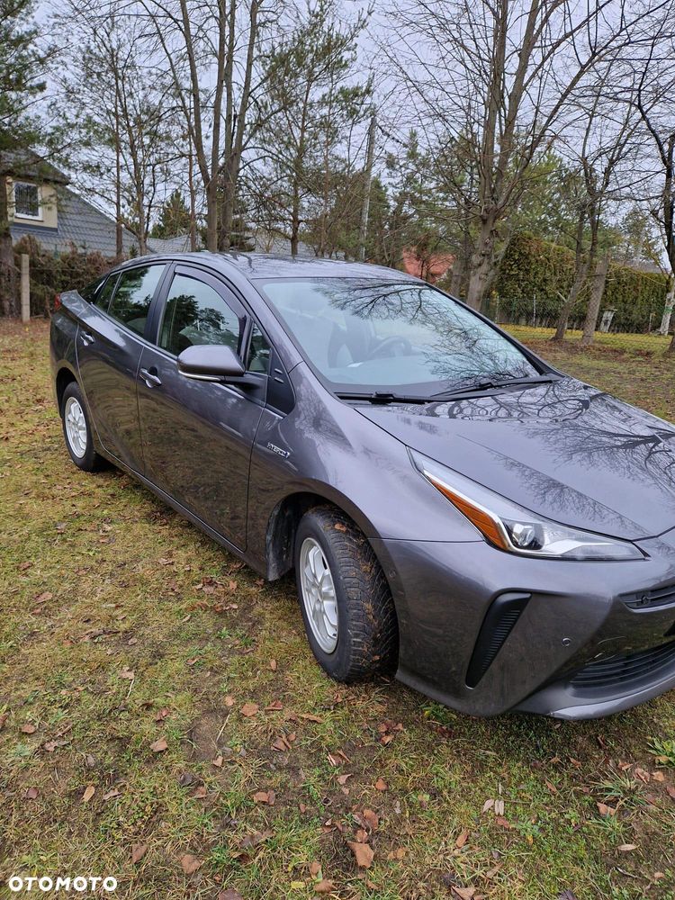Toyota Prius Hybrid - 16