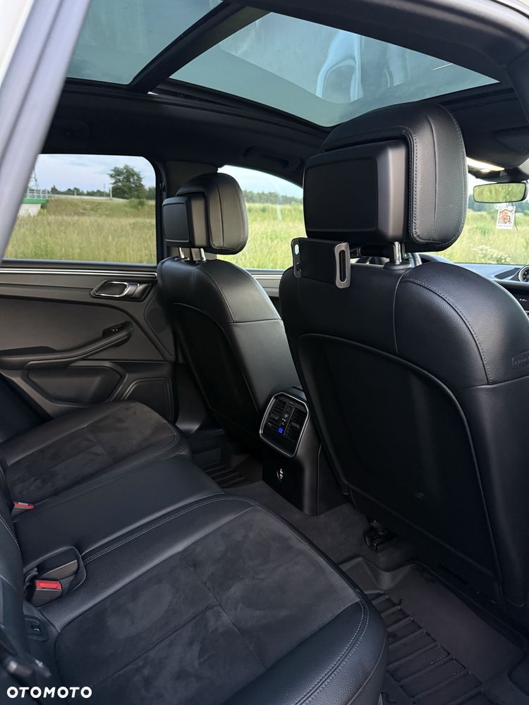 Porsche Macan - 5
