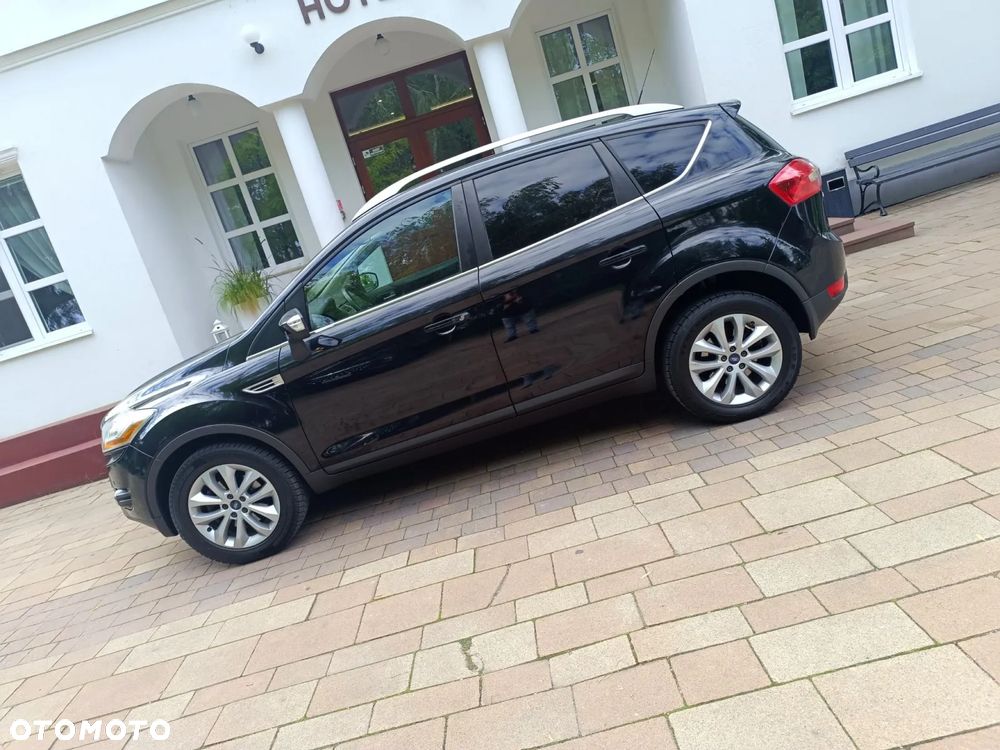 Ford Kuga 2.0 TDCi 4x4 Titanium - 20