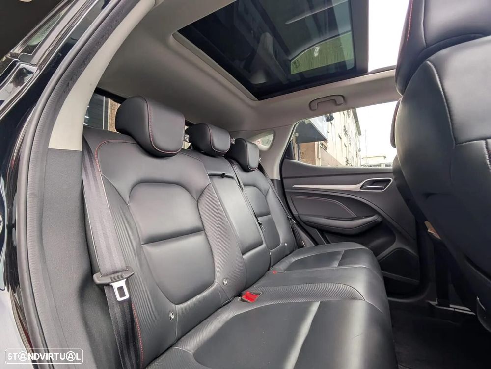 MG ZS EV 72.6 kWh Luxury - 14
