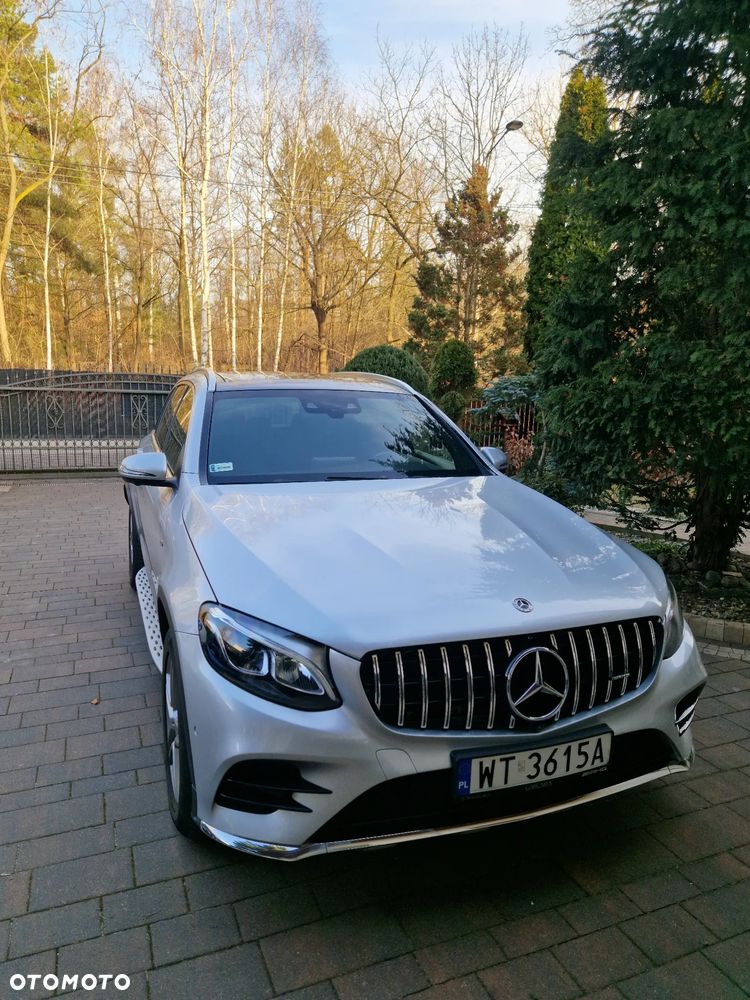 Mercedes-Benz GLC 250 d 4Matic 9G-TRONIC AMG Line - 38