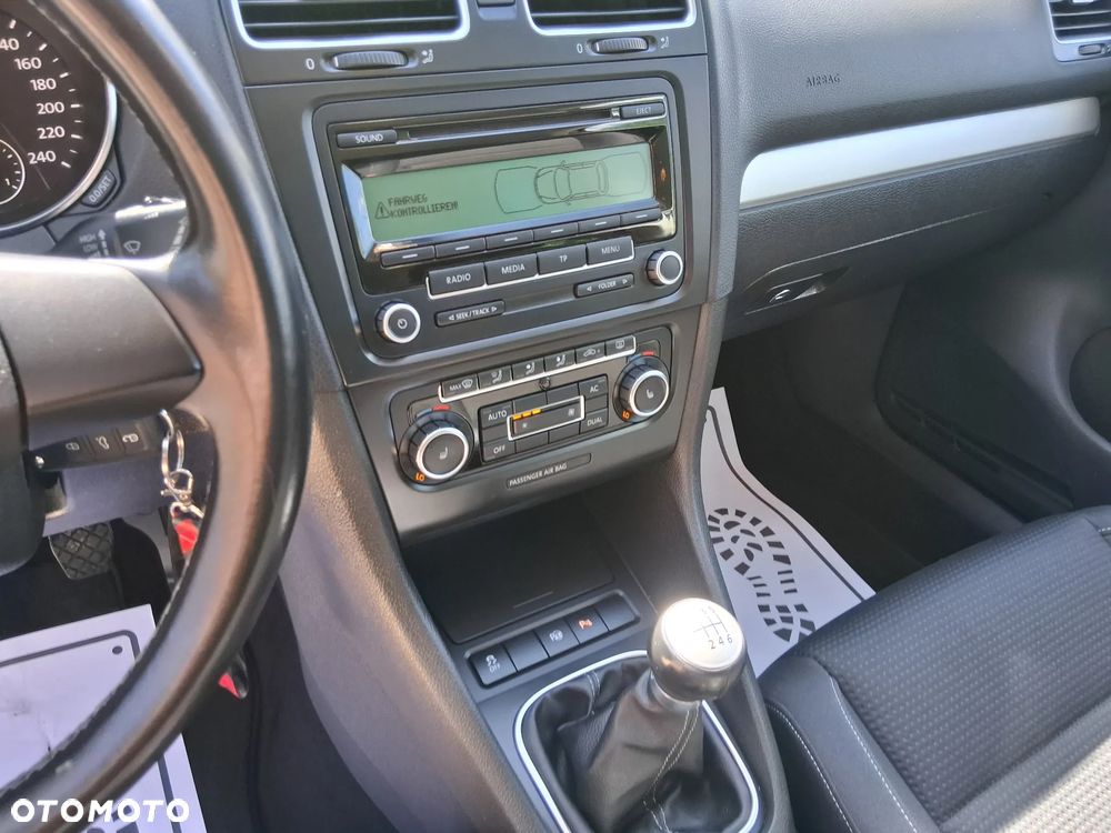 Volkswagen Golf - 17