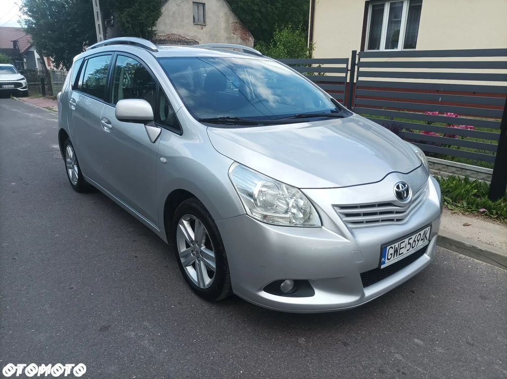 Toyota Verso 1.8 Premium EU5 MS - 8