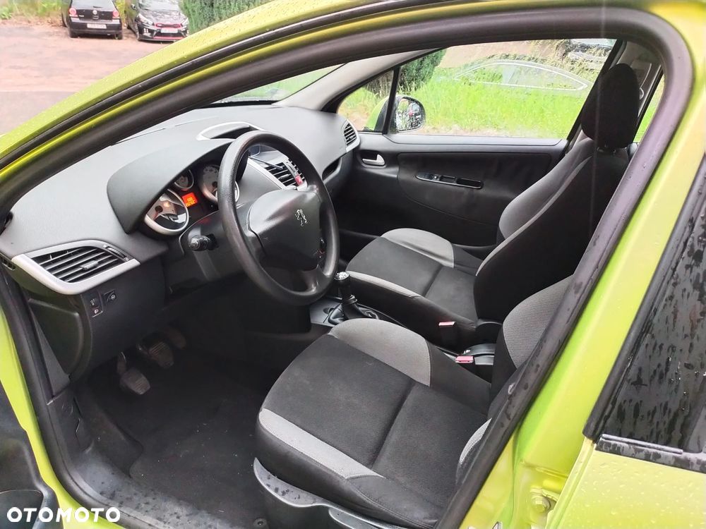 Peugeot 207 95 VTi Urban Style - 7