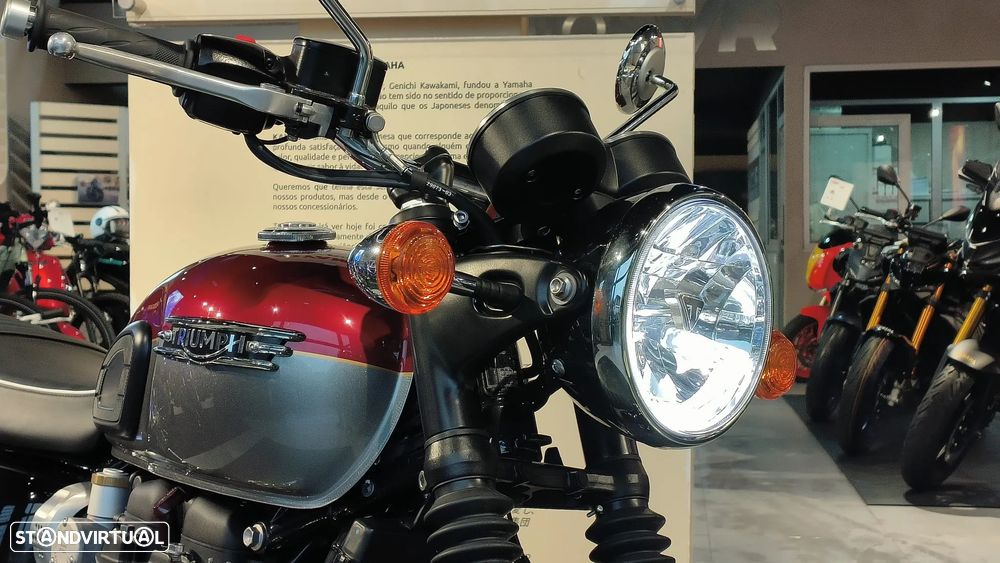 Triumph Bonneville T120 - 2