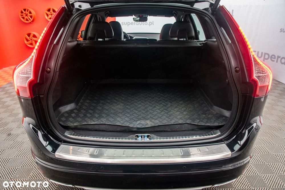 Volvo XC 60 D4 Geartronic Momentum - 31