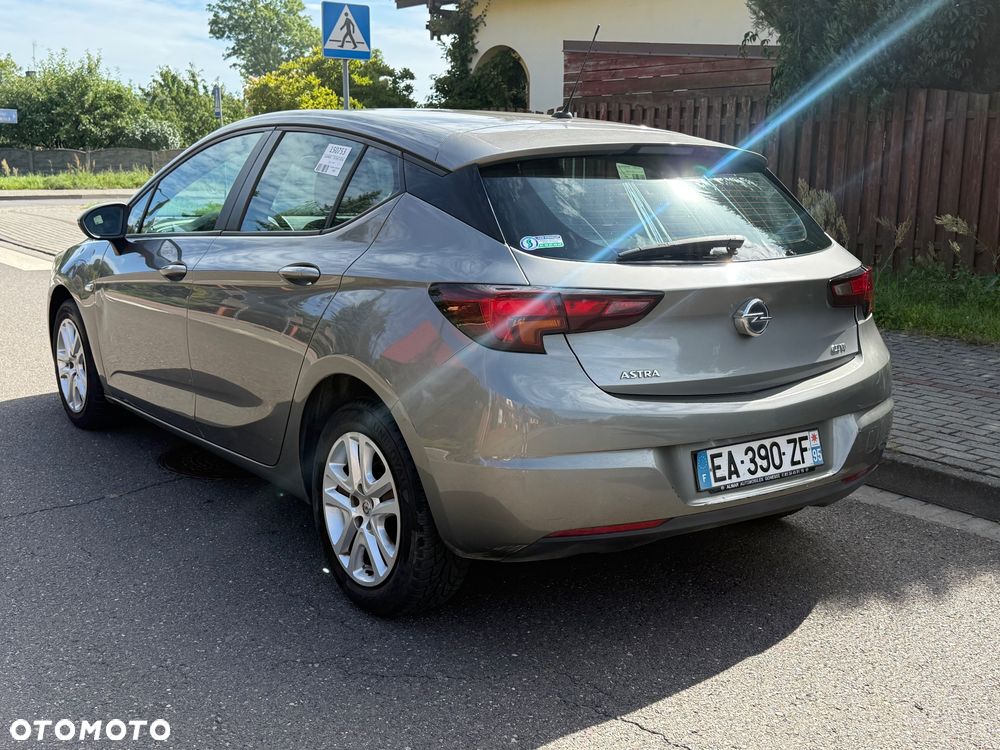 Opel Astra - 9