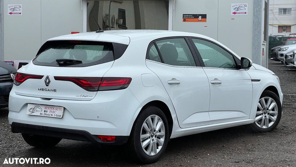 Renault Megane TCE 140 GPF Zen - 22