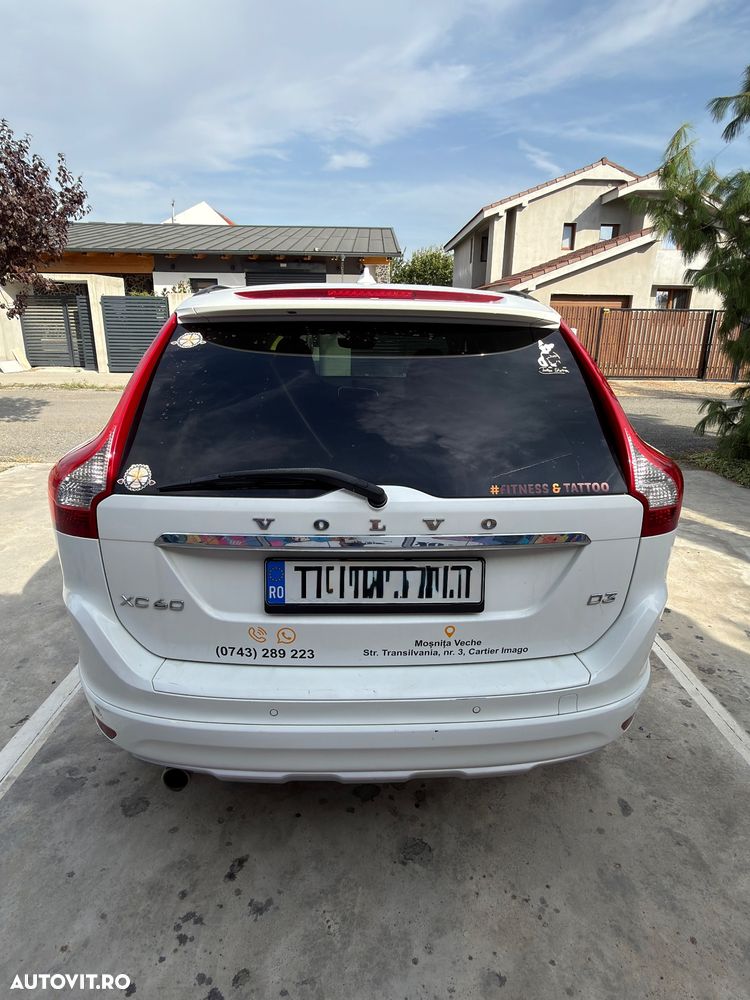 Volvo XC 60 D3 Momentum - 4