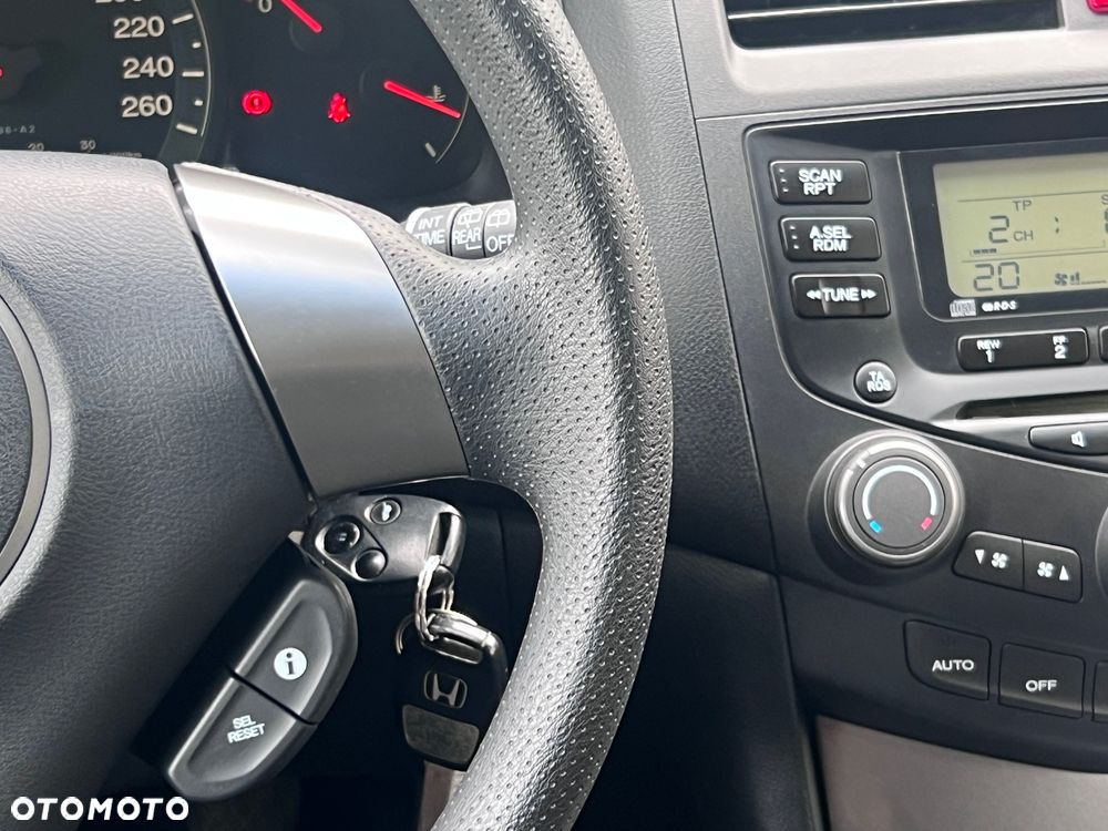 Honda Accord 2.0 Comfort - 28