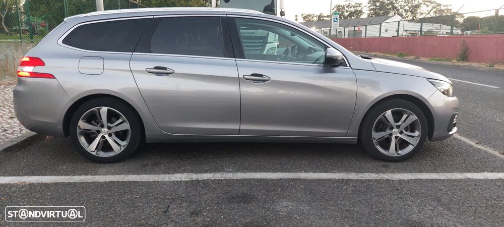 Peugeot 308 SW 1.5 BlueHDi Allure Pack - 4