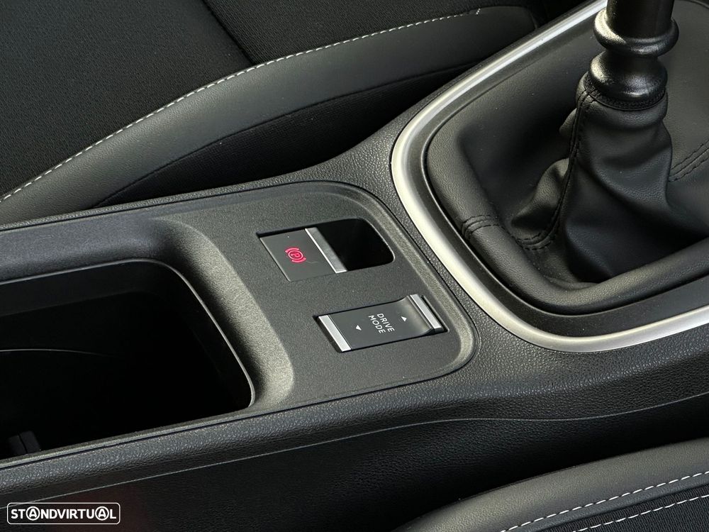 Jeep Avenger 1.2 GSE T3 Summit - 22