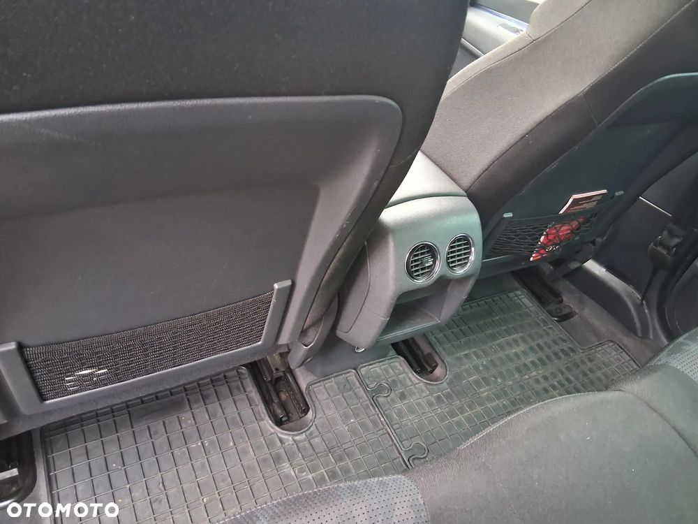 Peugeot 3008 1.6 Active - 13