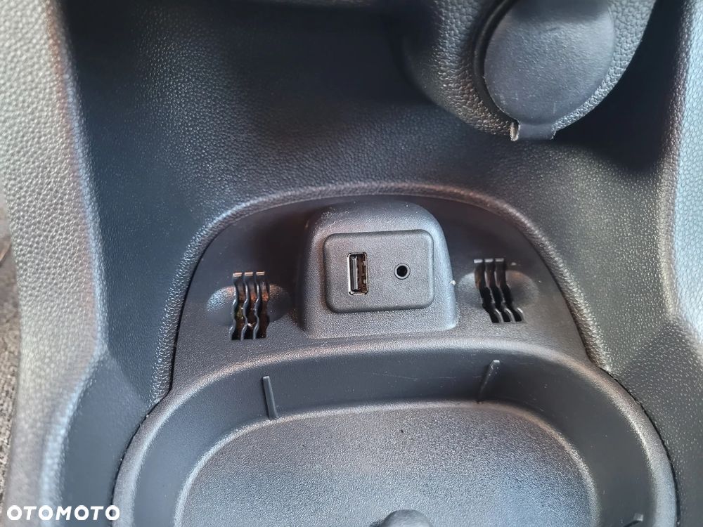 Opel Corsa 1.4 Color Edition - 35