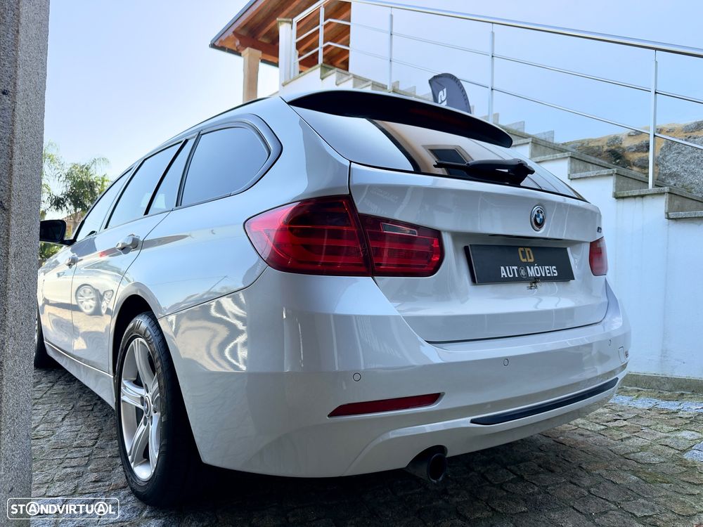 BMW 318 d Auto Pack M - 31
