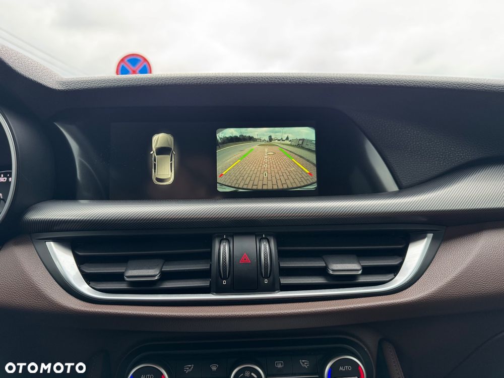 Alfa Romeo Stelvio 2.2 JTDM Executive Q4 - 31