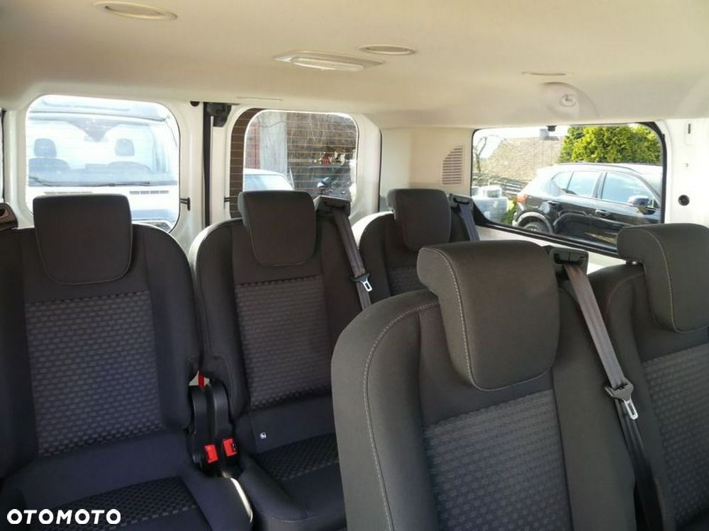Ford Transit Custom - 19