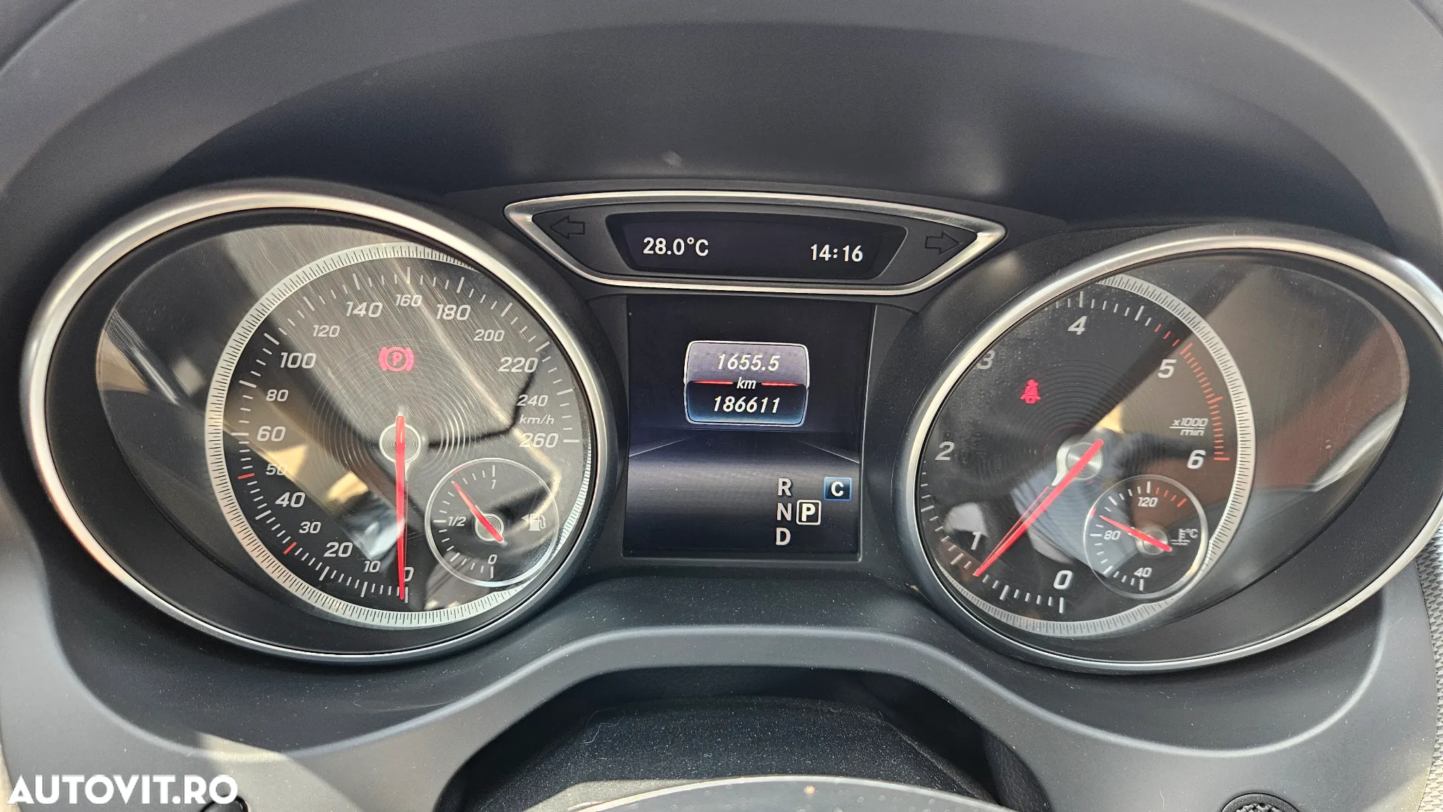 Mercedes-Benz CLA 200 d 7G-DCT - 16