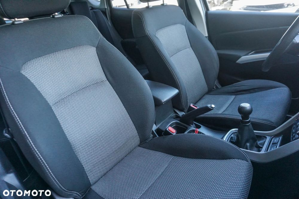 Suzuki SX4 1.6 Premium - 31